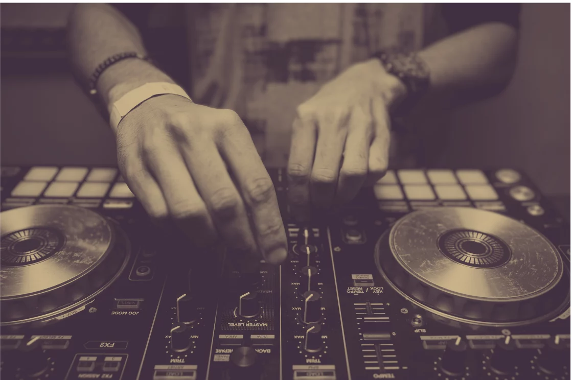 DJ mariage chic Aisne : comparatif 2025 pour choisir le bon prestataire DJ mariage chic Aisne : comparatif 2025 pour choisir le bon prestataire